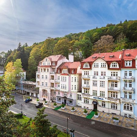 Hotel Astoria ยาคีมอฟ ภายนอก รูปภาพ